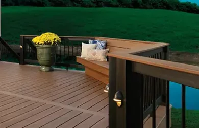 A closeup of TimberTech Evolutions Builder rail on a large deck